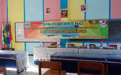 SINAU BARENG OPS dan KS SMP Negeri Satu Atap Kabupaten Malang